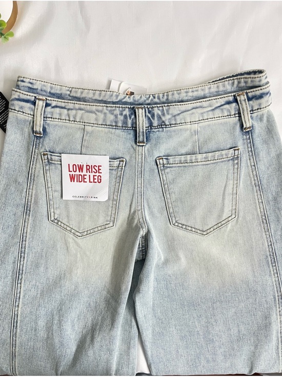 Celebrity Pink Women's Low Rise Double Waistband Wide Leg Jeans Size 5/27 - Picture 12 of 15